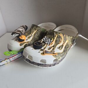 NASCAR Realtree Crocs Classic Clog w/ Jibbitz Charms Camo Flames Men’s 8 W 10
